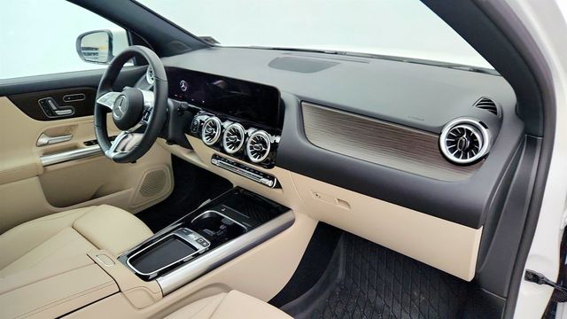 2026 Mercedes-Benz GLA GLA 250 4MATIC SUV, Exclusive w/ Pano. Sunroof & Surround View - 23002132 - 23