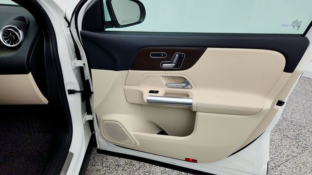 2026 Mercedes-Benz GLA GLA 250 4MATIC SUV, Exclusive w/ Pano. Sunroof & Surround View - 23002132 - 24