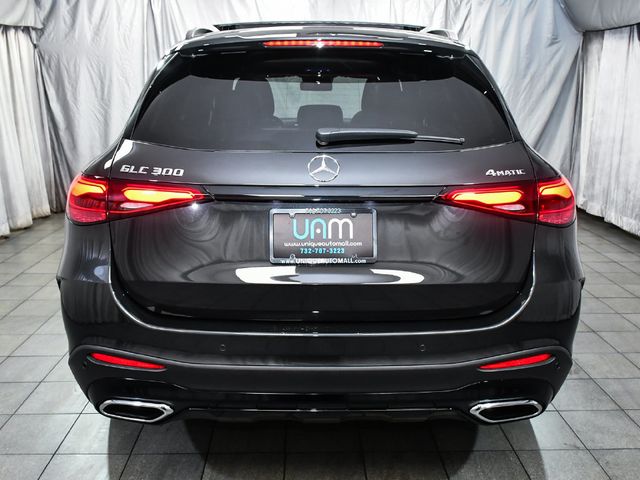 2026 Mercedes-Benz GLC Base