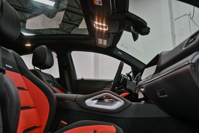 2026 Mercedes-Benz GLE AMG GLE 53 4MATIC+ Coupe - 22958891 - 33