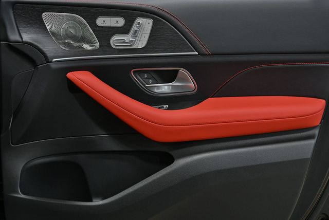 2026 Mercedes-Benz GLE AMG GLE 53 4MATIC+ Coupe - 22958891 - 37