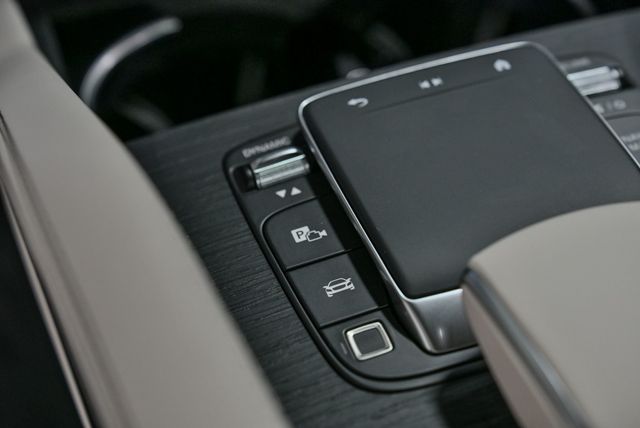 2026 Mercedes-Benz GLE AMG GLE 53 4MATIC+ Coupe - 22960721 - 51