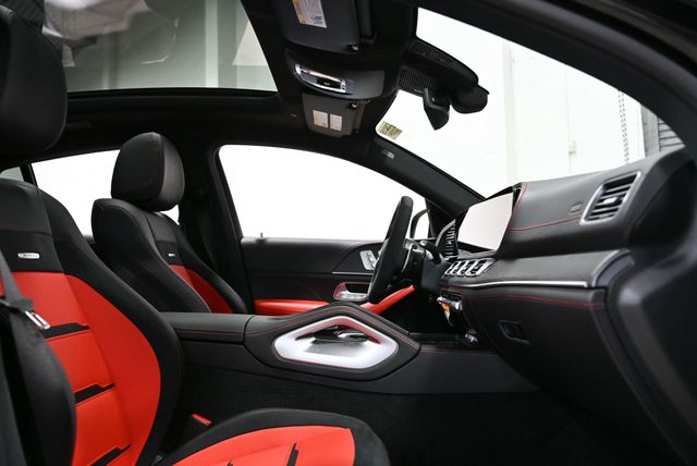 2026 Mercedes-Benz GLE AMG GLE 53 4MATIC+ Coupe - 22980742 - 33