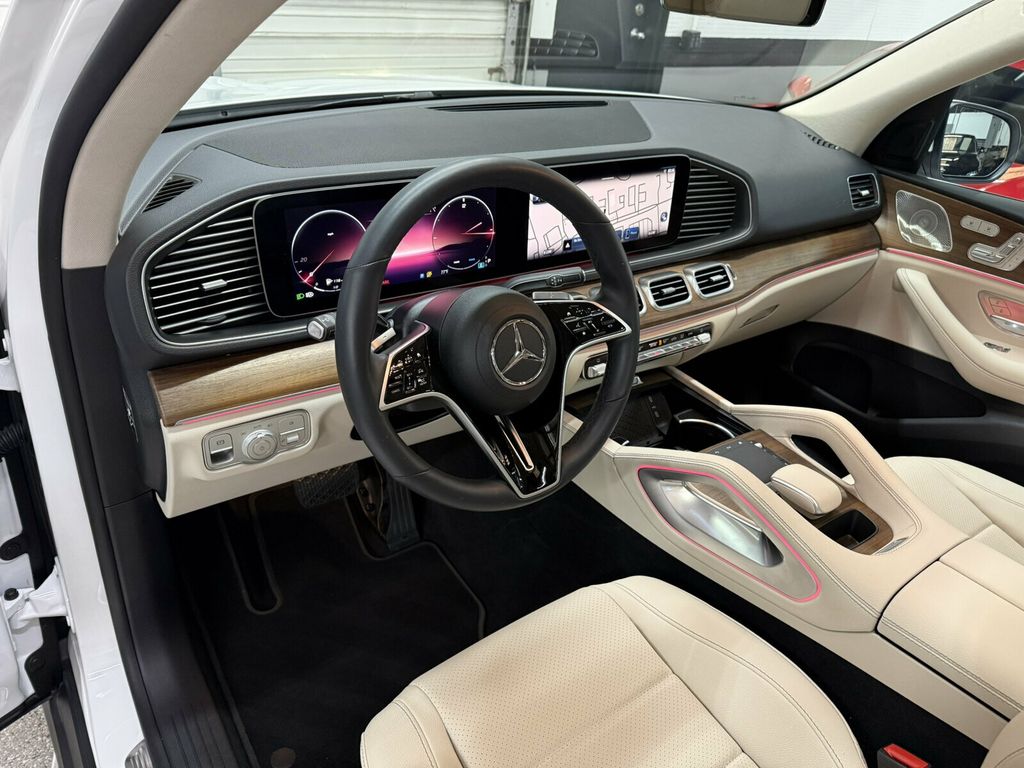 2026 Mercedes-Benz GLE Driver Assist Pkg/Heated&Cooled Seats/AMG Sport Pkg/Pano Roof - 23100327 - 9