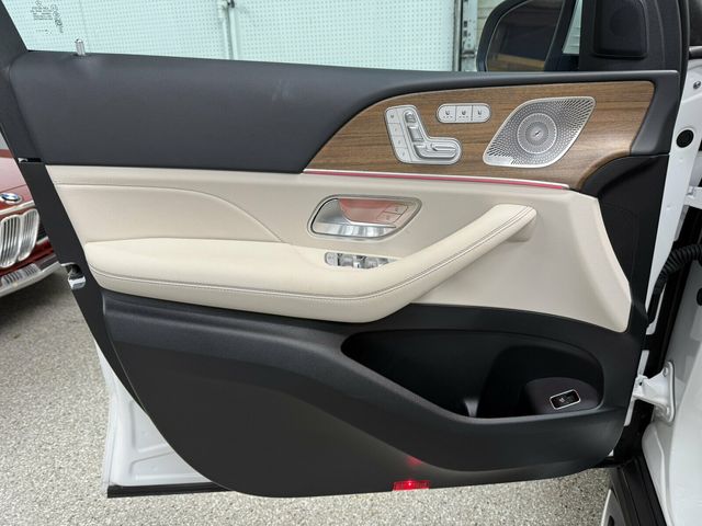 2026 Mercedes-Benz GLE Driver Assist Pkg/Heated&Cooled Seats/AMG Sport Pkg/Pano Roof - 23100327 - 16