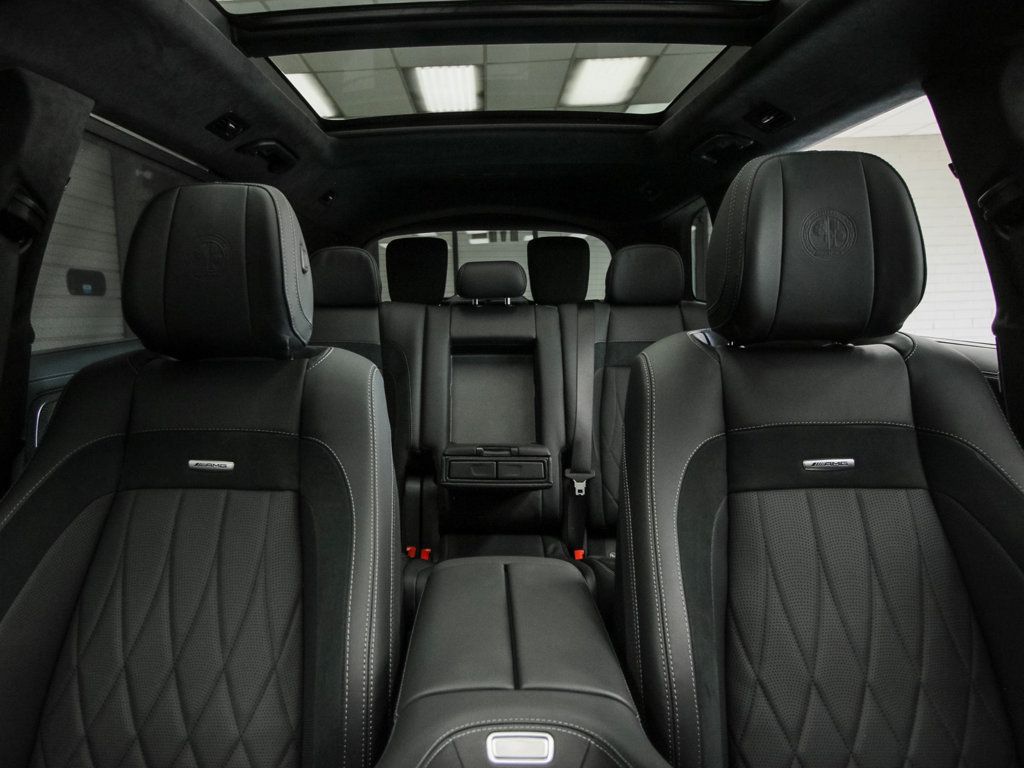 Mercedes-Benz GLS photo 23