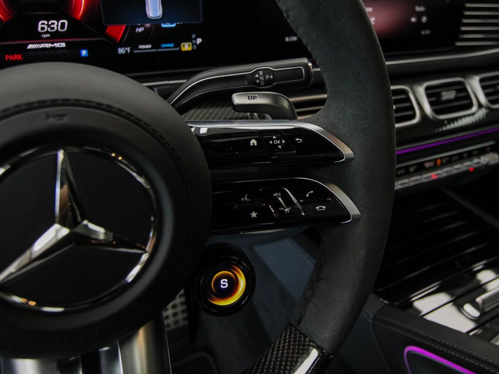 Mercedes-Benz GLS photo 28