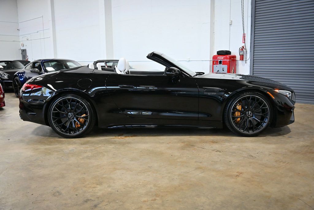 2026 Mercedes-Benz SL AMG SL 63 S E Performance Roadster - 22967893 - 24
