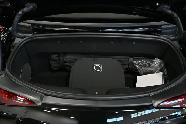 2026 Mercedes-Benz SL AMG SL 63 S E Performance Roadster - 22967893 - 29