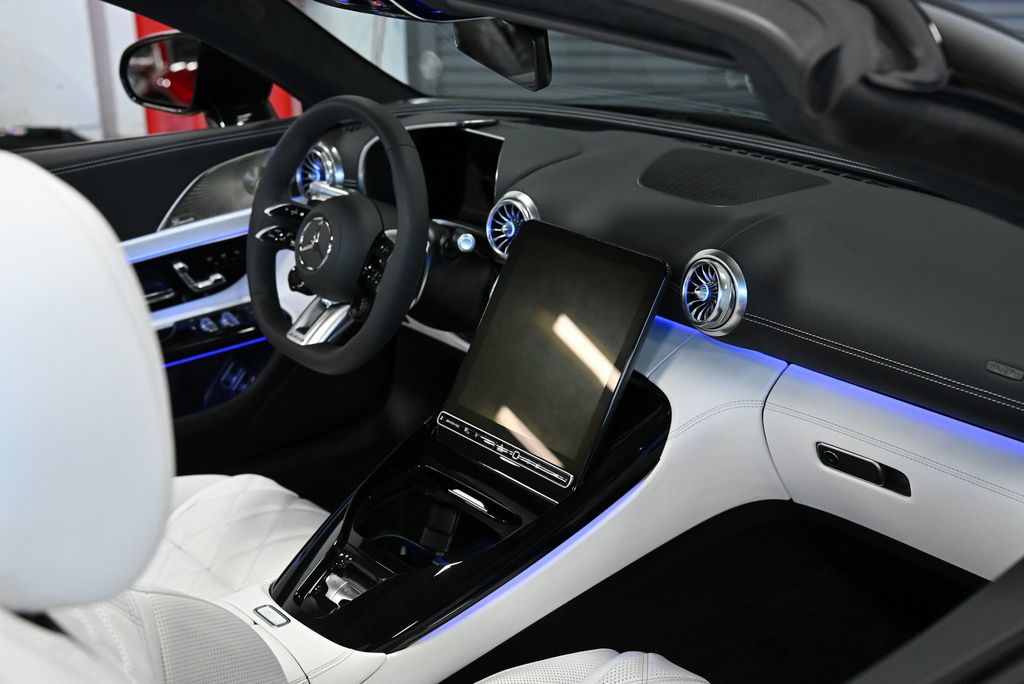 2026 Mercedes-Benz SL AMG SL 63 S E Performance Roadster - 22967893 - 46