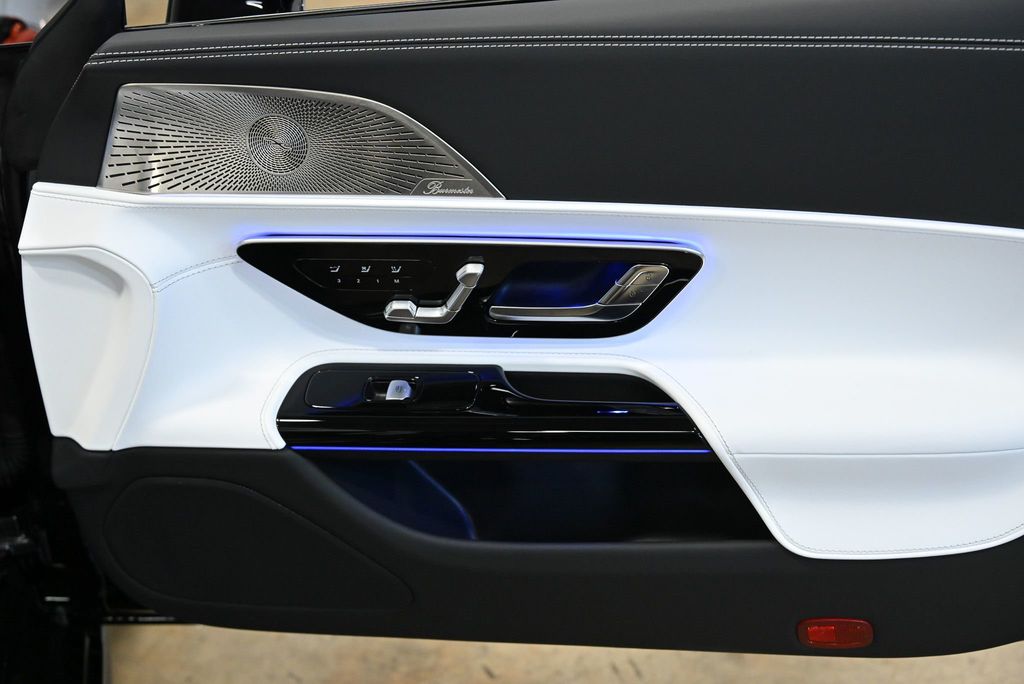 2026 Mercedes-Benz SL AMG SL 63 S E Performance Roadster - 22967893 - 51