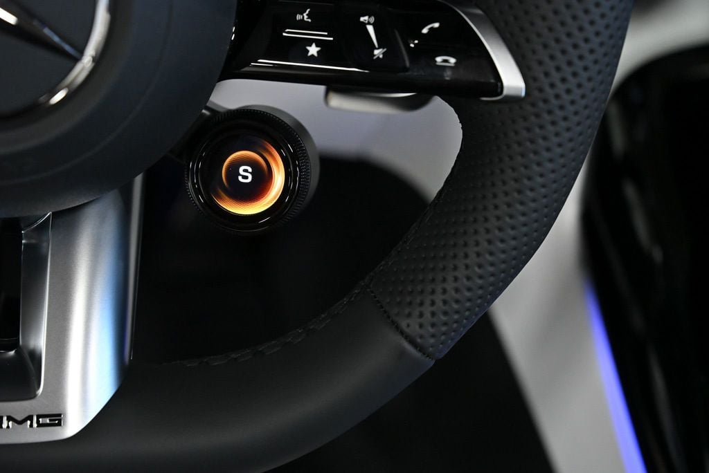 2026 Mercedes-Benz SL AMG SL 63 S E Performance Roadster - 22967893 - 56