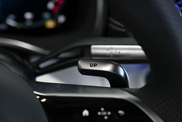 2026 Mercedes-Benz SL AMG SL 63 S E Performance Roadster - 22967893 - 59