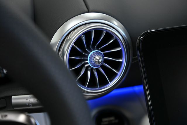 2026 Mercedes-Benz SL AMG SL 63 S E Performance Roadster - 22967893 - 61