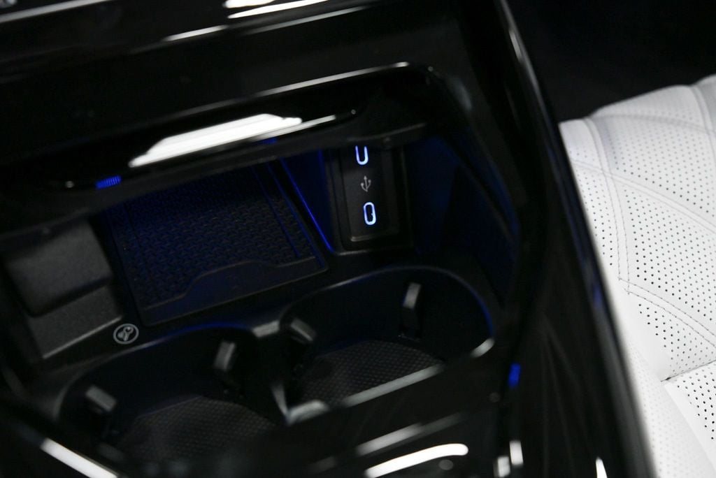 2026 Mercedes-Benz SL AMG SL 63 S E Performance Roadster - 22967893 - 69