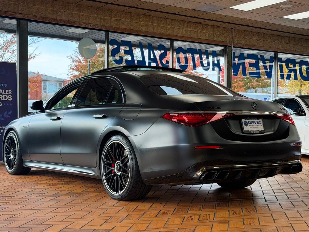 2026 Mercedes-Benz S-Class AMG S 63 E 4MATIC Sedan - 23102021 - 10
