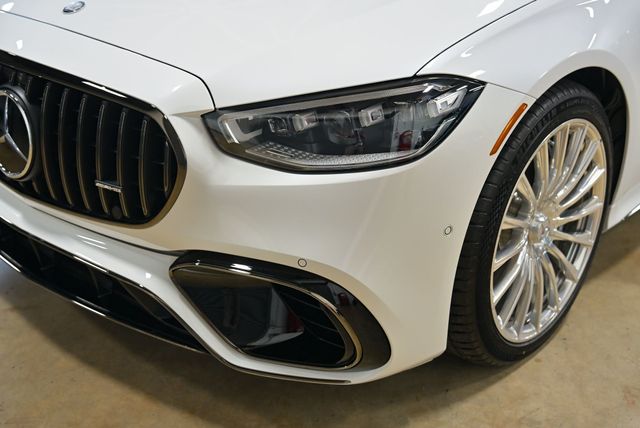 2026 Mercedes-Benz S-Class AMG S 63 E 4MATIC Sedan - 22986297 - 18