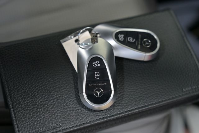 2026 Mercedes-Benz S-Class AMG S 63 E 4MATIC Sedan - 22986297 - 61