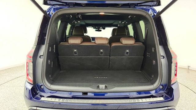 2026 Nissan Armada 4x4 Platinum *Ltd Avail* w/ Cross Bars - 23079602 - 21