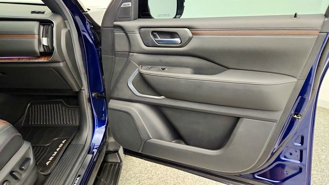 2026 Nissan Armada 4x4 Platinum *Ltd Avail* w/ Cross Bars - 23079602 - 25