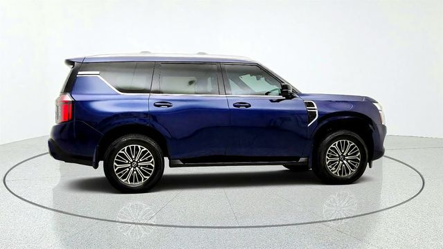 2026 Nissan Armada 4x4 Platinum *Ltd Avail* w/ Cross Bars - 23079602 - 3