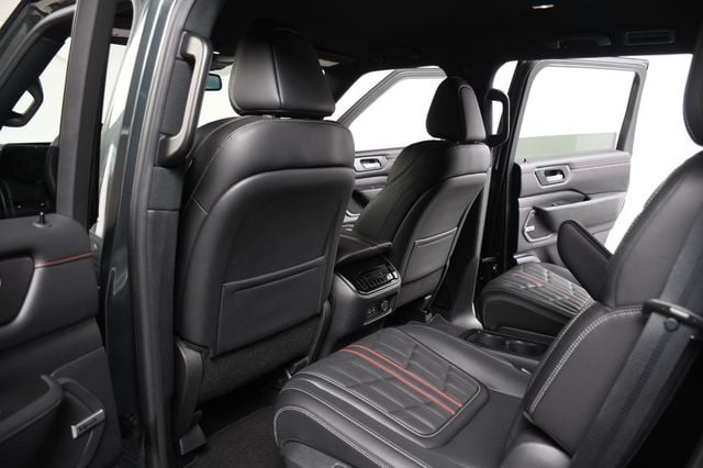 2026 Nissan Armada 4x4 PRO-4X - 23062681 - 32