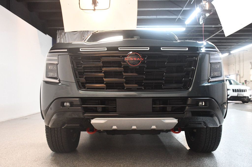 Nissan Armada photo 16
