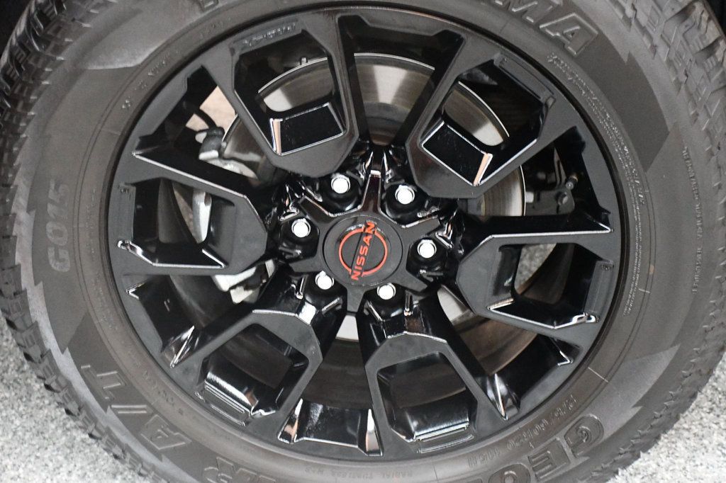 Nissan Armada photo 18