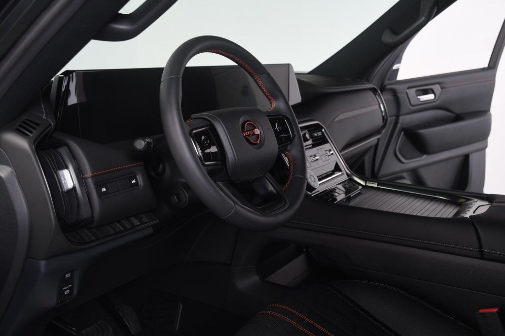 Nissan Armada photo 25