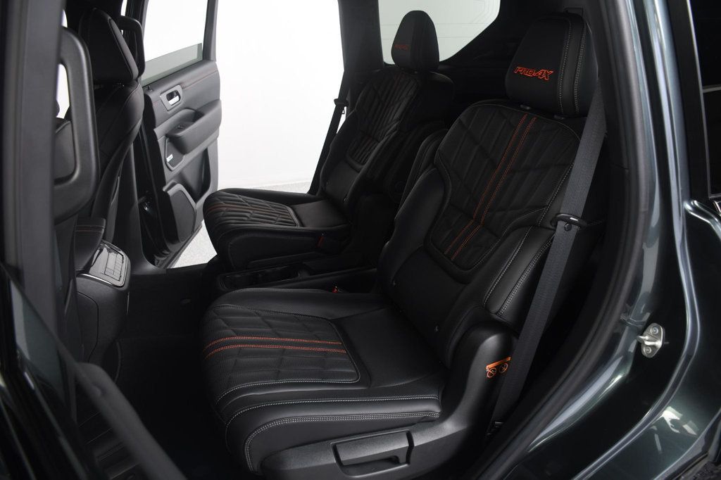Nissan Armada photo 33