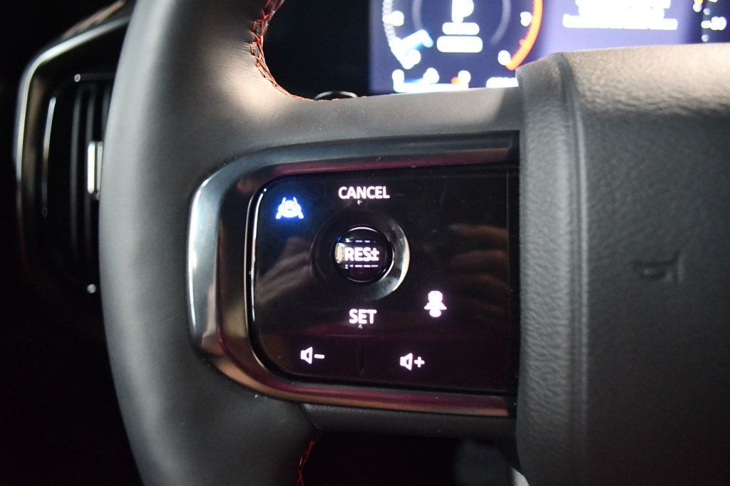 Nissan Armada photo 41