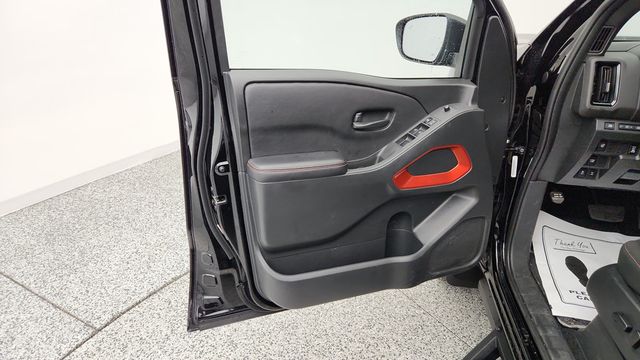 2026 Nissan Frontier Crew Cab 4x4 PRO-4X w/ Convenience Package - 23088243 - 10