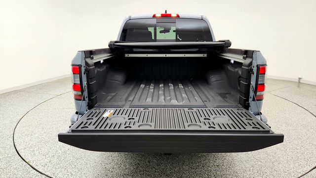 2026 Nissan Frontier Crew Cab 4x4 PRO-4X w/ Convenience Pkg, Tonneau & Step Rails - 23083472 - 20