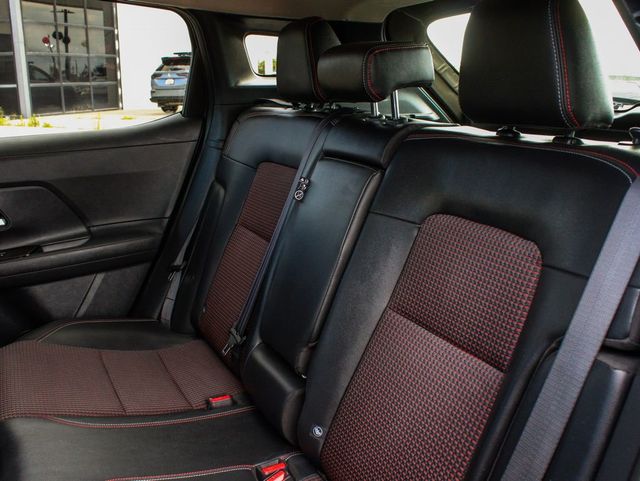 2026 Nissan Kicks SR - 23080803 - 30