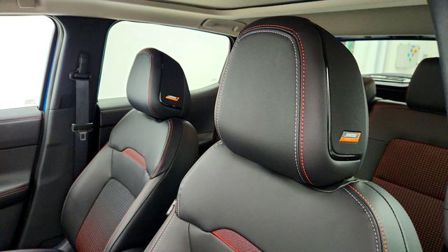 2026 Nissan Kicks SR AWD w/ SR Premium Pkg, Cold Weather Pkg & 19'' Wheels - 23099964 - 18