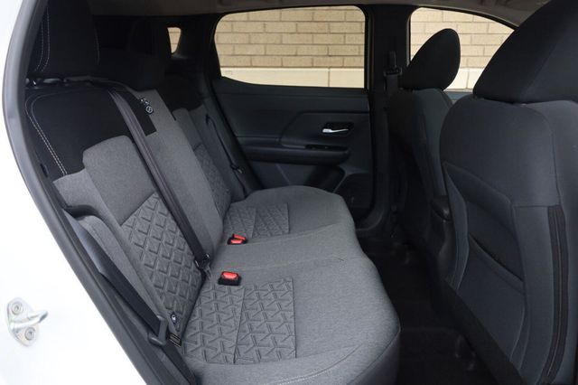 2026 Nissan Kicks SV - 23064951 - 21