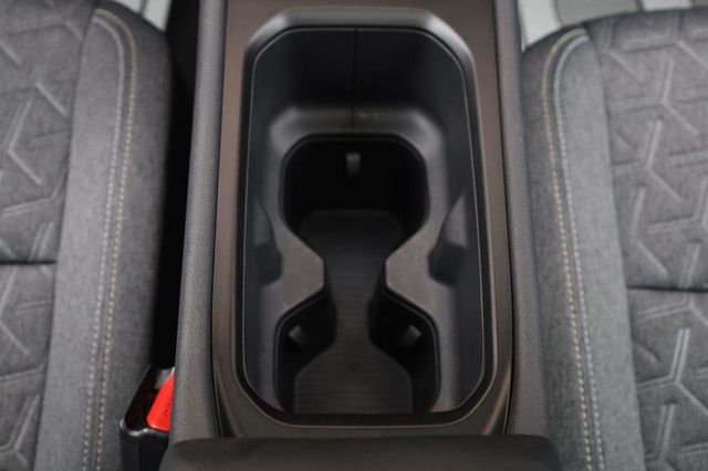 2026 Nissan Kicks SV - 23064951 - 45