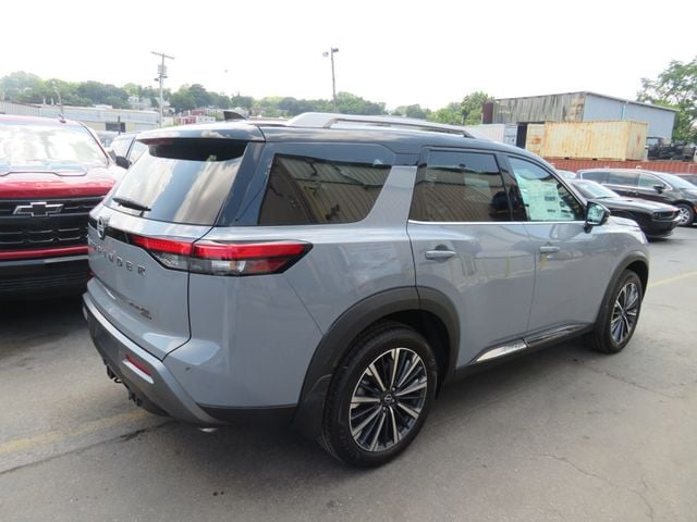 2026 Nissan Pathfinder Platinum 4WD - 23056740 - 3