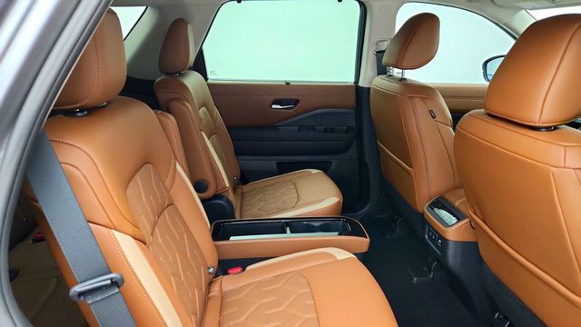 2026 Nissan Pathfinder Platinum 4WD - 23094560 - 22