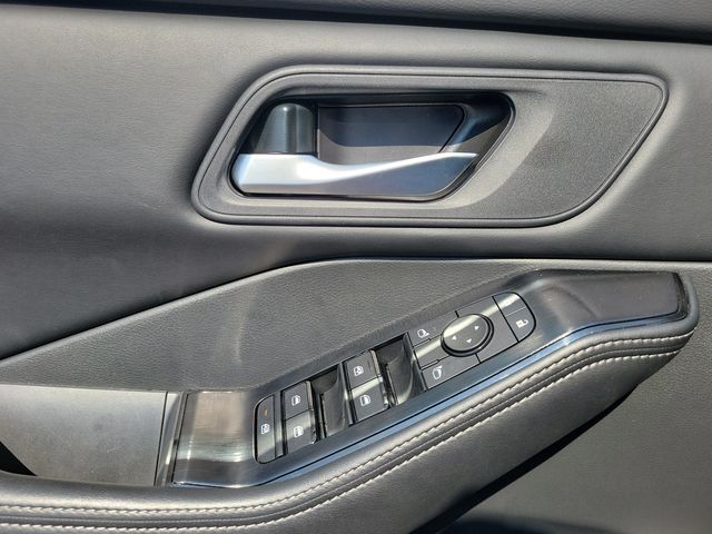 2026 Nissan Rogue 2026.5 AWD SV - 23084130 - 6