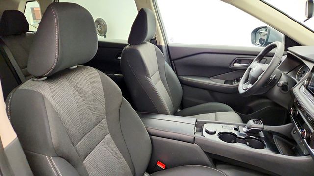 2026 Nissan Rogue 2026.5 AWD SV w/ Cold Weather Package & ProPILOT Assist - 23089988 - 21