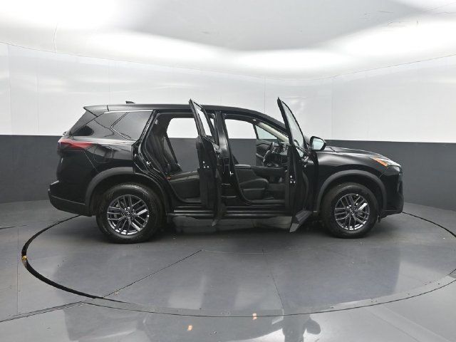 2026 Nissan Rogue AWD SV - 23053891 - 30
