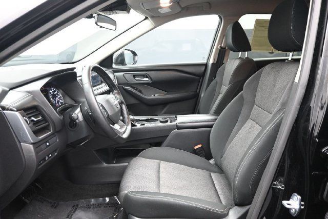 2026 Nissan Rogue AWD SV - 23053891 - 5