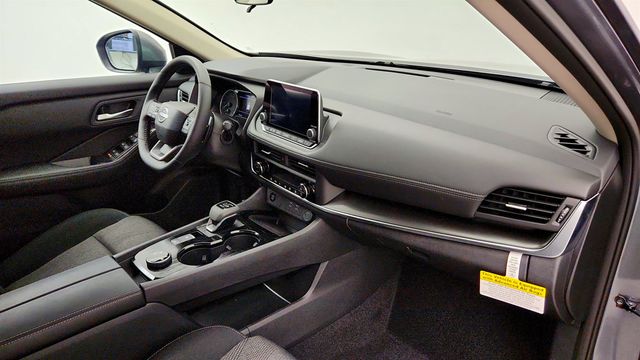 2026 Nissan Rogue AWD SV *Ltd Avail* w/ Cold Weather Package - 23041709 - 22