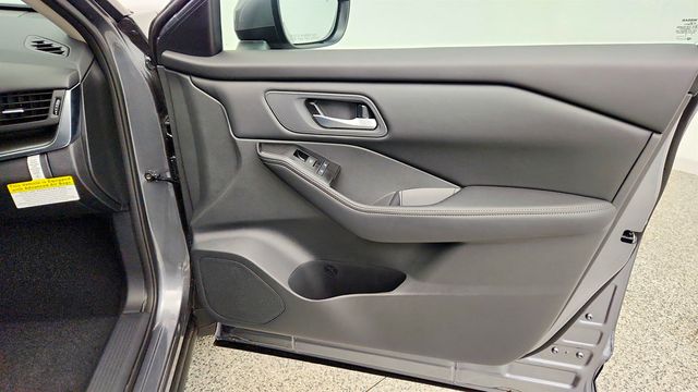 2026 Nissan Rogue AWD SV *Ltd Avail* w/ Cold Weather Package - 23041709 - 23