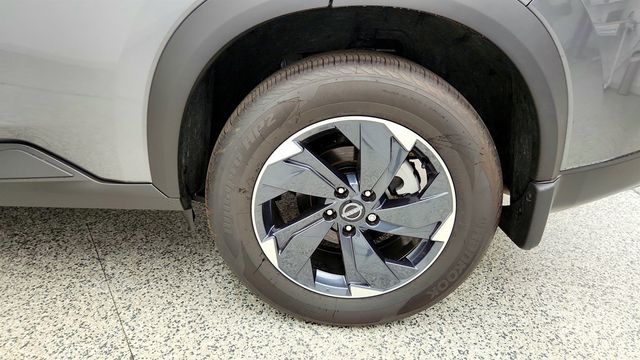 2026 Nissan Rogue AWD SV *Ltd Avail* w/ Cold Weather Package - 23041709 - 8