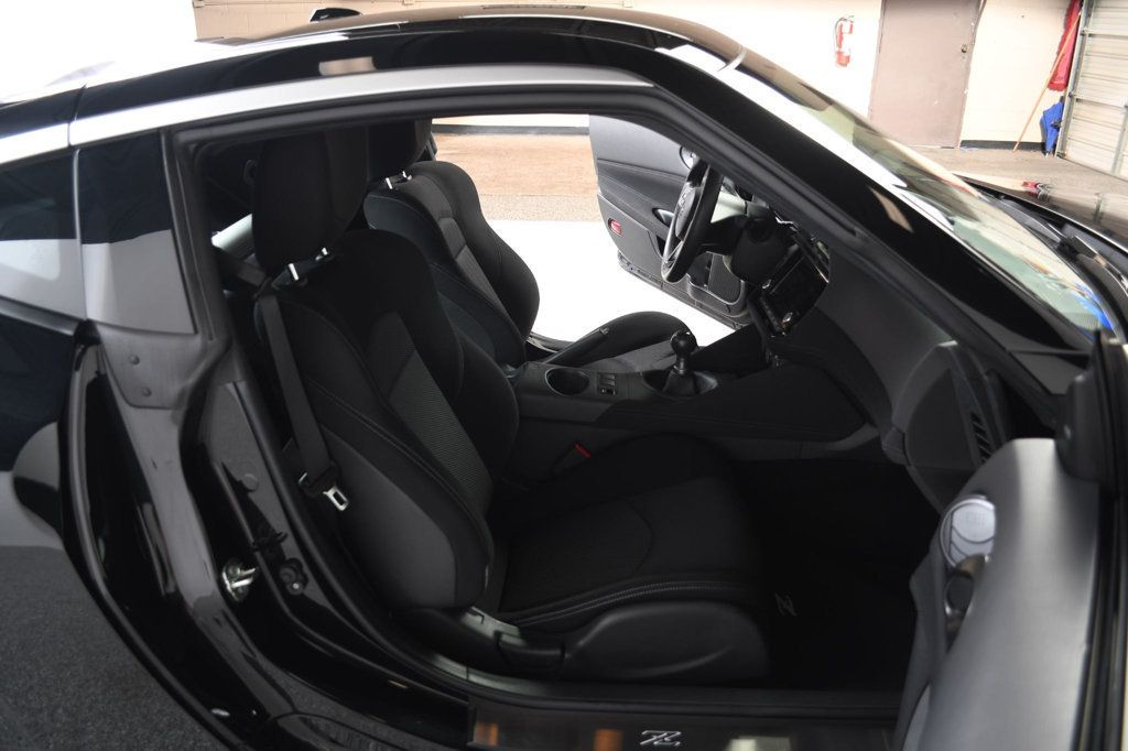 Nissan Z photo 27
