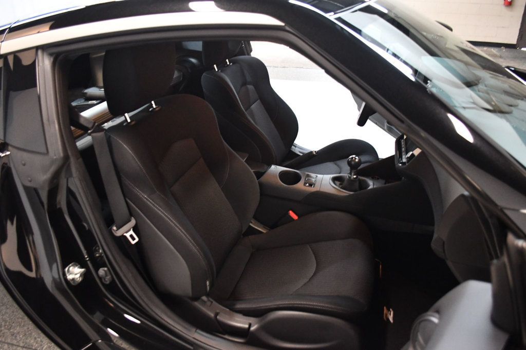 Nissan Z photo 29