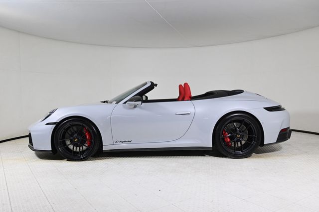 2026 Porsche 911 Carrera 4 GTS - 22929095 - 1