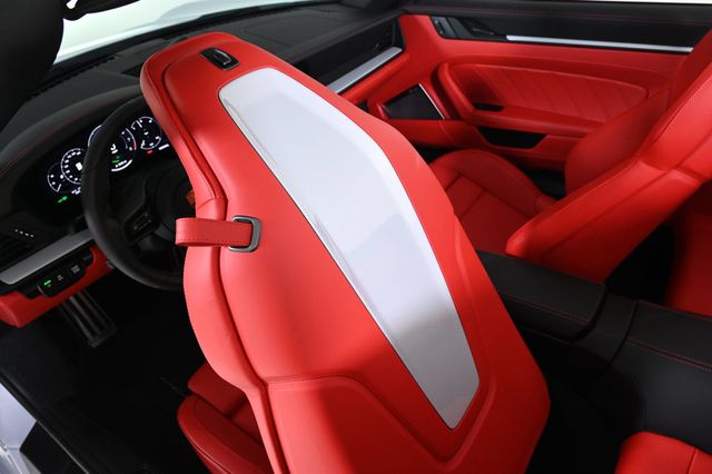 2026 Porsche 911 Carrera 4 GTS - 22929095 - 26